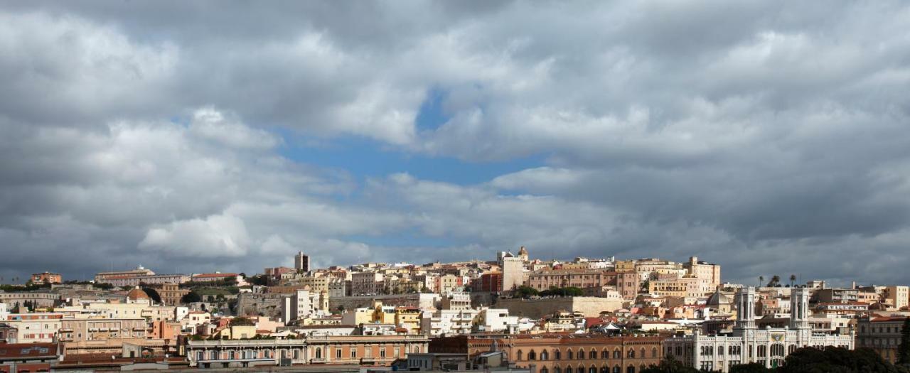 Campuspace Cagliari Bagian luar foto